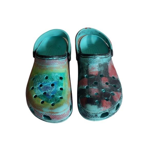 Crocs Classic Tie Dye Multicolored Slip On Men's Size 10 Women's Size 12 - Picture 5 of 10